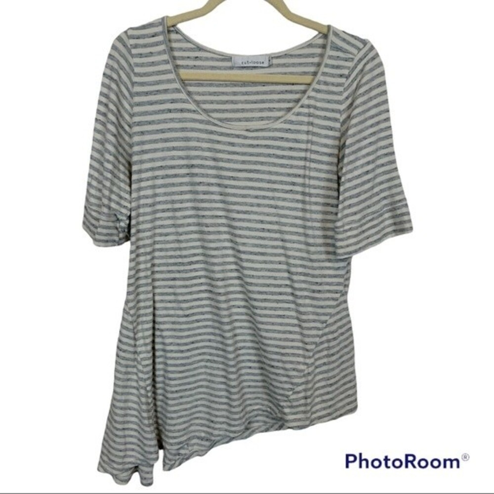 🥑5/$25 Cut Loose asymmetrical striped t shirt top sz M